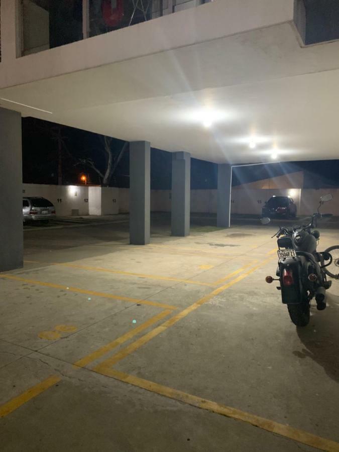 Vivaldi Appartamento Santa Cruz de La Sierra Esterno foto
